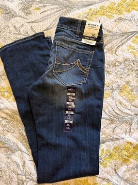 Ariat Real Mid-Rise Straight Leg Jeans in Dark Indigo